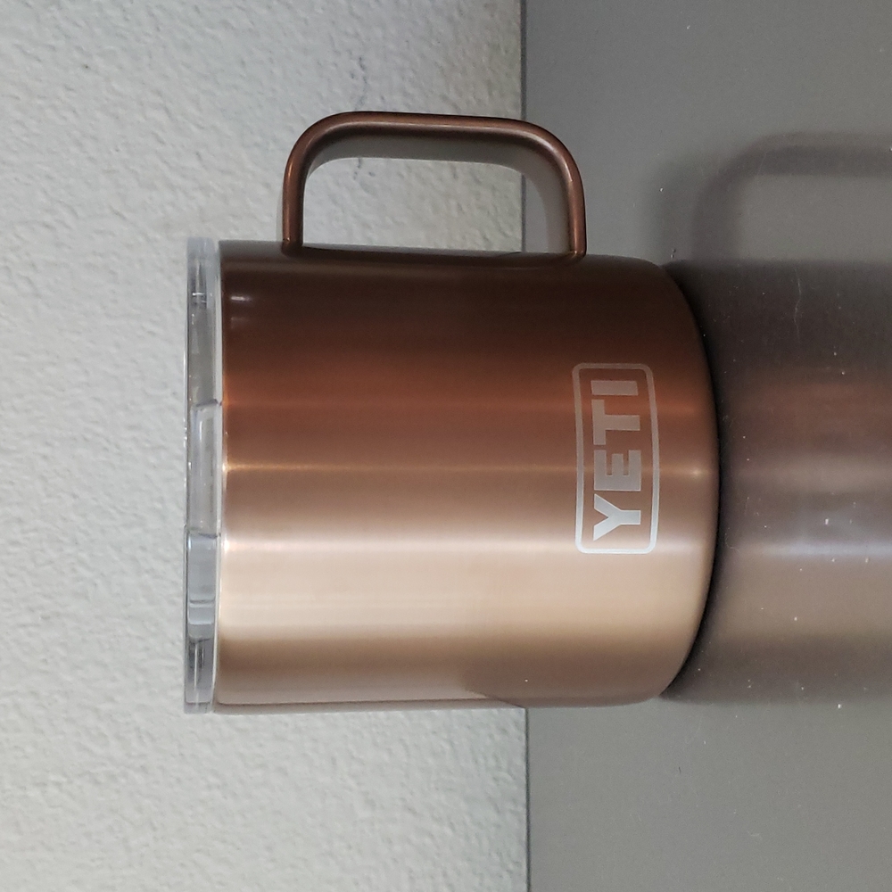 Yeti travel mug